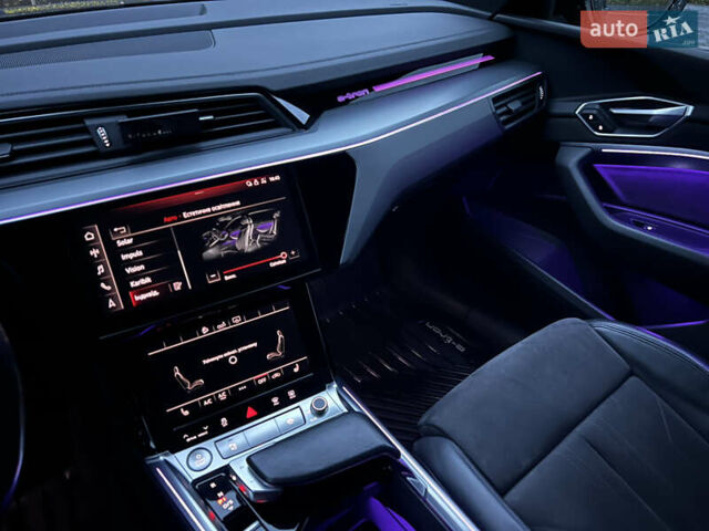 Синій Ауді E-Tron, об'ємом двигуна 0 л та пробігом 135 тис. км за 25800 $, фото 62 на Automoto.ua