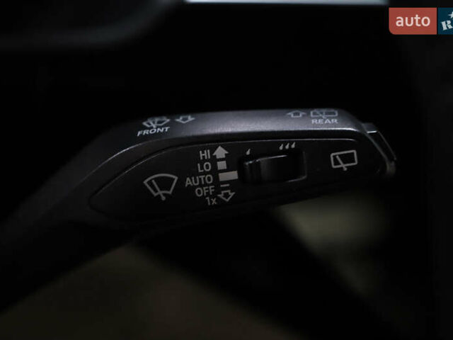 Синий Ауди E-Tron, объемом двигателя 0 л и пробегом 80 тыс. км за 28900 $, фото 86 на Automoto.ua