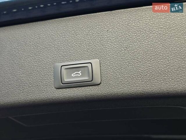 Ауди E-Tron 2019 в Тернополе на Automoto.ua Синий Ауди E-Tron, объемом двигателя 0 л и пробегом 119 тыс. км за 29499 $, фото 39 на Automoto.ua