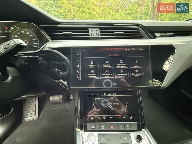 Синій Ауді E-Tron, об'ємом двигуна 0 л та пробігом 163 тис. км за 24900 $, фото 35 на Automoto.ua
