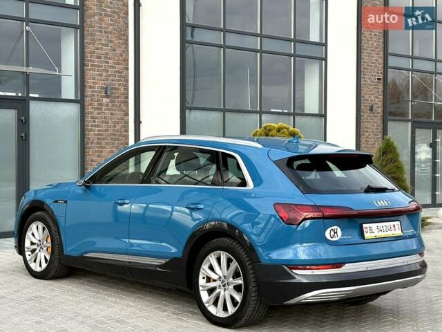 Синий Ауди E-Tron, объемом двигателя 0 л и пробегом 119 тыс. км за 29990 $, фото 12 на Automoto.ua