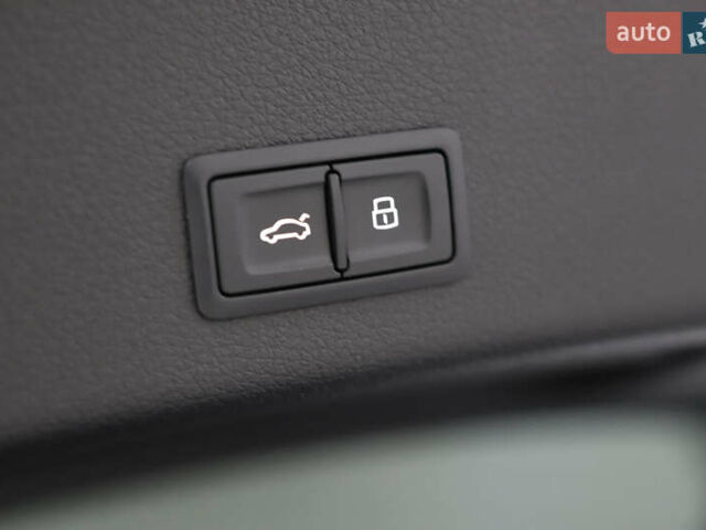 Синий Ауди E-Tron, объемом двигателя 0 л и пробегом 80 тыс. км за 28900 $, фото 63 на Automoto.ua