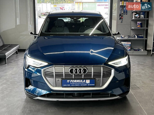 Синий Ауди E-Tron, объемом двигателя 0 л и пробегом 299 тыс. км за 23490 $, фото 9 на Automoto.ua