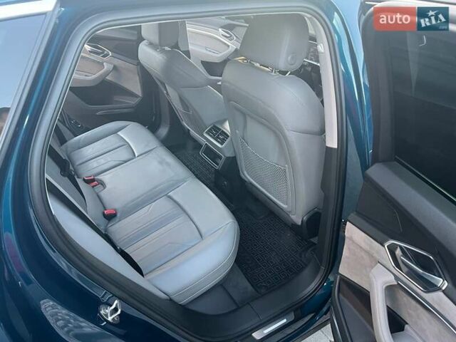 Синий Ауди E-Tron, объемом двигателя 0 л и пробегом 76 тыс. км за 34000 $, фото 22 на Automoto.ua