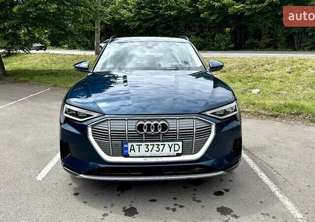 Синий Ауди E-Tron, объемом двигателя 0 л и пробегом 86 тыс. км за 34000 $, фото 6 на Automoto.ua