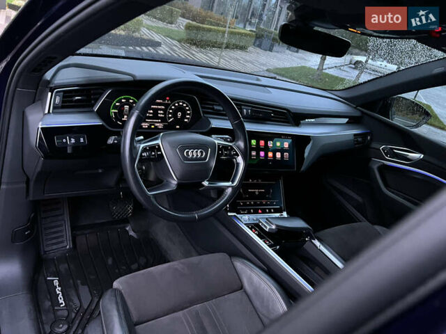 Синій Ауді E-Tron, об'ємом двигуна 0 л та пробігом 135 тис. км за 25800 $, фото 79 на Automoto.ua