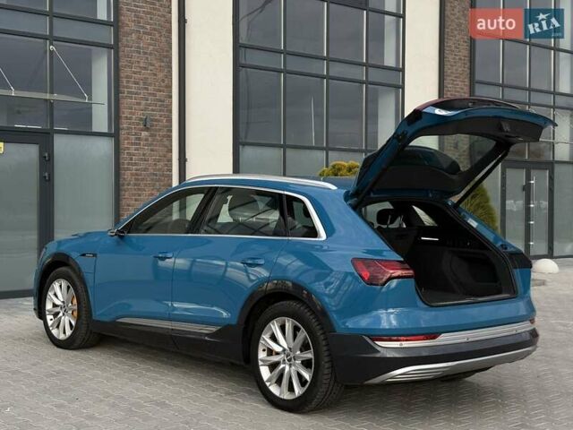Синий Ауди E-Tron, объемом двигателя 0 л и пробегом 119 тыс. км за 29500 $, фото 15 на Automoto.ua