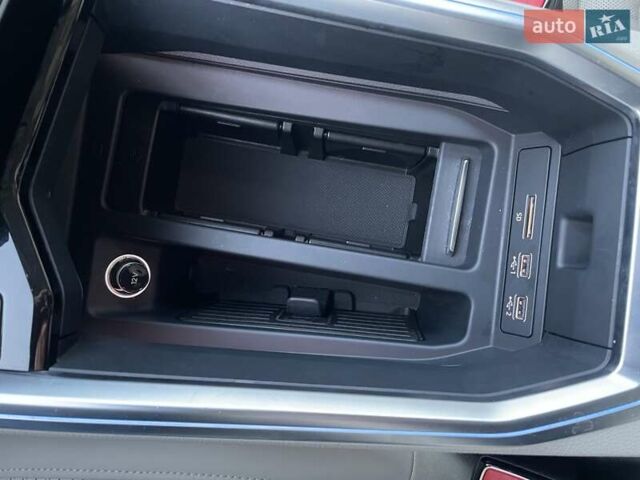 Синій Ауді E-Tron, об'ємом двигуна 0 л та пробігом 30 тис. км за 29900 $, фото 37 на Automoto.ua