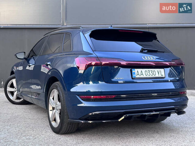 Синий Ауди E-Tron, объемом двигателя 0 л и пробегом 85 тыс. км за 31690 $, фото 6 на Automoto.ua
