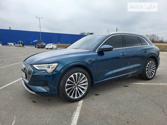 Синий Ауди E-Tron, объемом двигателя 0 л и пробегом 69 тыс. км за 35000 $, фото 43 на Automoto.ua