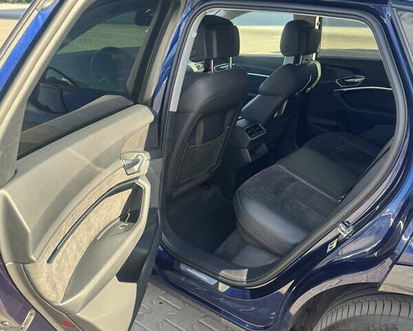 Синий Ауди E-Tron, объемом двигателя 0 л и пробегом 144 тыс. км за 29000 $, фото 14 на Automoto.ua