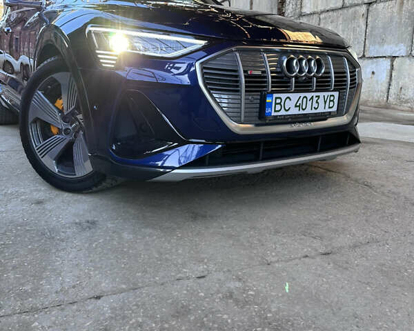 Синій Ауді E-Tron, об'ємом двигуна 0 л та пробігом 68 тис. км за 35500 $, фото 8 на Automoto.ua