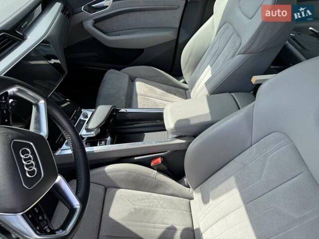 Синій Ауді E-Tron, об'ємом двигуна 0 л та пробігом 78 тис. км за 36700 $, фото 11 на Automoto.ua