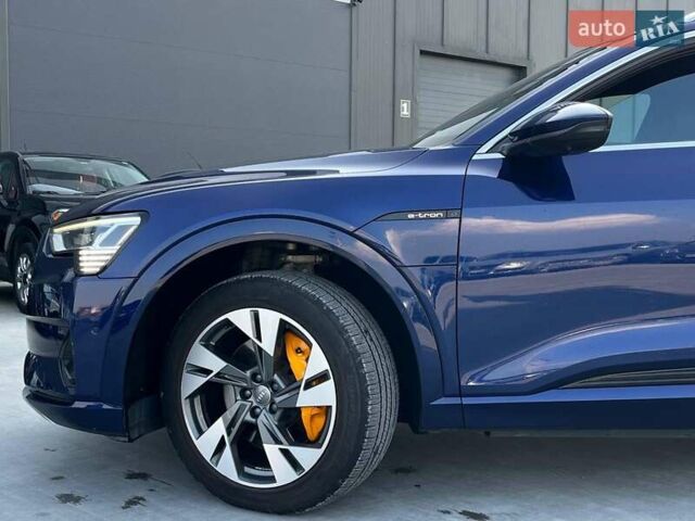 Синій Ауді E-Tron, об'ємом двигуна 0 л та пробігом 94 тис. км за 35790 $, фото 11 на Automoto.ua