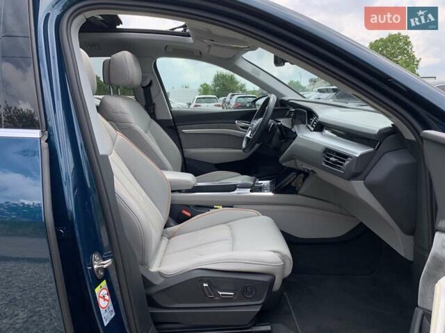 Синий Ауди E-Tron, объемом двигателя 0 л и пробегом 57 тыс. км за 38500 $, фото 146 на Automoto.ua
