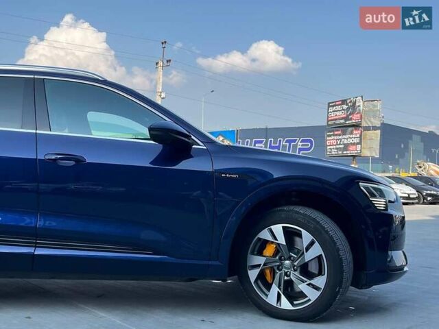 Синій Ауді E-Tron, об'ємом двигуна 0 л та пробігом 94 тис. км за 35790 $, фото 5 на Automoto.ua