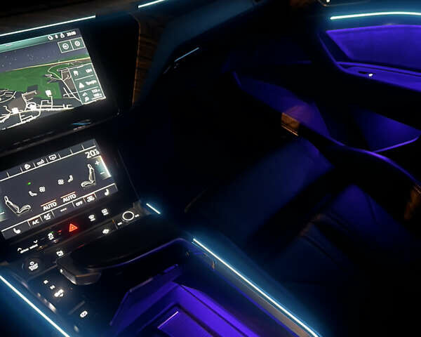 Синий Ауди E-Tron, объемом двигателя 0 л и пробегом 113 тыс. км за 32500 $, фото 49 на Automoto.ua