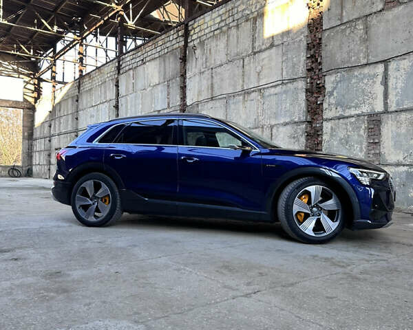 Синій Ауді E-Tron, об'ємом двигуна 0 л та пробігом 68 тис. км за 35500 $, фото 2 на Automoto.ua