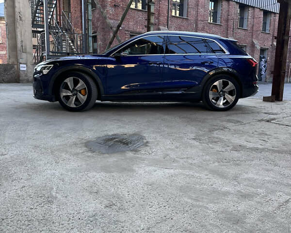 Синій Ауді E-Tron, об'ємом двигуна 0 л та пробігом 68 тис. км за 35500 $, фото 12 на Automoto.ua