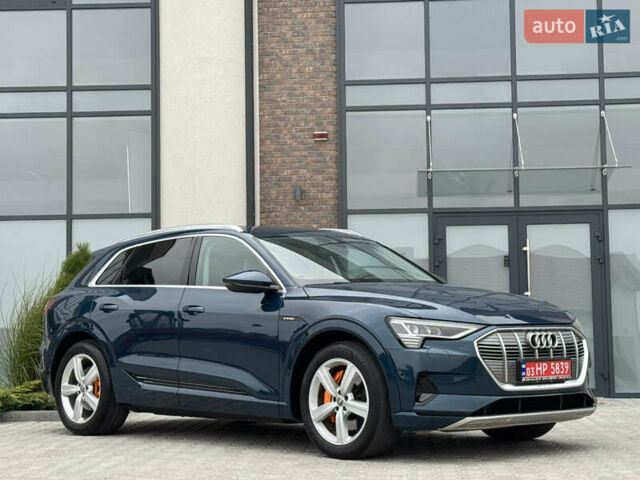 Синий Ауди E-Tron, объемом двигателя 0 л и пробегом 96 тыс. км за 25999 $, фото 18 на Automoto.ua