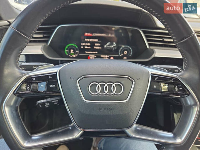 Синий Ауди E-Tron, объемом двигателя 0 л и пробегом 77 тыс. км за 33500 $, фото 9 на Automoto.ua