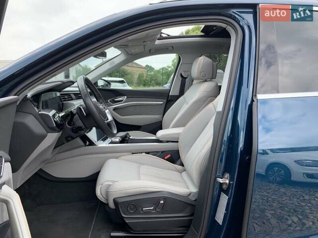 Синий Ауди E-Tron, объемом двигателя 0 л и пробегом 57 тыс. км за 38500 $, фото 1 на Automoto.ua