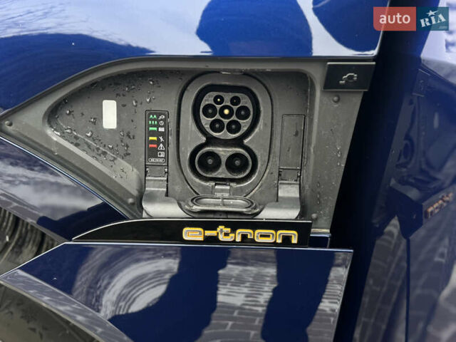 Синий Ауди E-Tron, объемом двигателя 0 л и пробегом 71 тыс. км за 28300 $, фото 27 на Automoto.ua