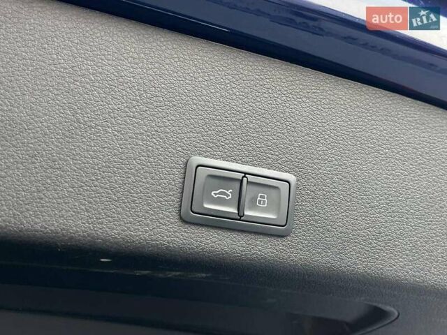 Синій Ауді E-Tron, об'ємом двигуна 0 л та пробігом 94 тис. км за 35790 $, фото 52 на Automoto.ua