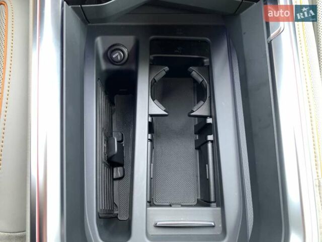 Синий Ауди E-Tron, объемом двигателя 0 л и пробегом 57 тыс. км за 38500 $, фото 70 на Automoto.ua