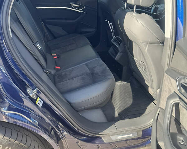 Синий Ауди E-Tron, объемом двигателя 0 л и пробегом 144 тыс. км за 29000 $, фото 15 на Automoto.ua