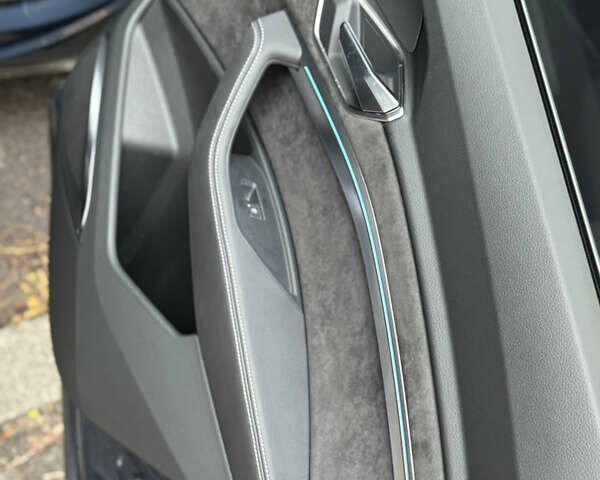 Синий Ауди E-Tron, объемом двигателя 0 л и пробегом 113 тыс. км за 32500 $, фото 30 на Automoto.ua