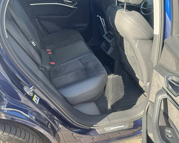 Синий Ауди E-Tron, объемом двигателя 0 л и пробегом 144 тыс. км за 29000 $, фото 16 на Automoto.ua