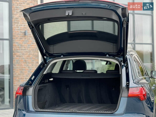 Синий Ауди E-Tron, объемом двигателя 0 л и пробегом 96 тыс. км за 25999 $, фото 37 на Automoto.ua