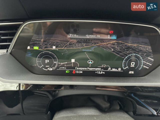 Синий Ауди E-Tron, объемом двигателя 0 л и пробегом 113 тыс. км за 32500 $, фото 43 на Automoto.ua
