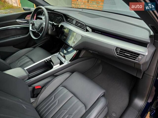 Синий Ауди E-Tron, объемом двигателя 0 л и пробегом 43 тыс. км за 39500 $, фото 38 на Automoto.ua