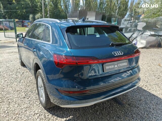Синий Ауди E-Tron, объемом двигателя 0 л и пробегом 154 тыс. км за 29800 $, фото 7 на Automoto.ua
