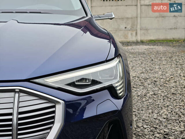 Синий Ауди E-Tron, объемом двигателя 0 л и пробегом 95 тыс. км за 34999 $, фото 15 на Automoto.ua