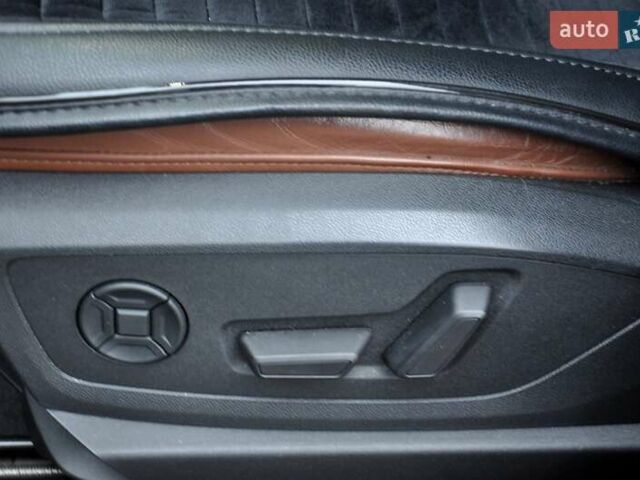 Синий Ауди E-Tron, объемом двигателя 0 л и пробегом 52 тыс. км за 31500 $, фото 18 на Automoto.ua