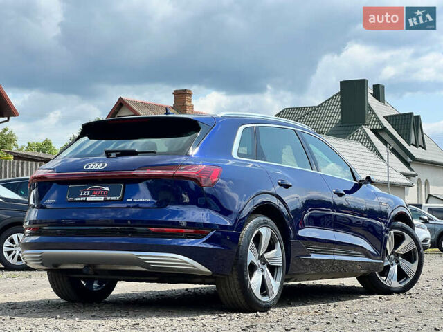Синий Ауди E-Tron, объемом двигателя 0 л и пробегом 38 тыс. км за 39180 $, фото 7 на Automoto.ua