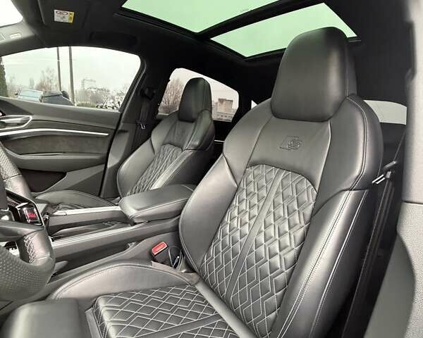 Синій Ауді E-Tron, об'ємом двигуна 0 л та пробігом 57 тис. км за 46000 $, фото 20 на Automoto.ua