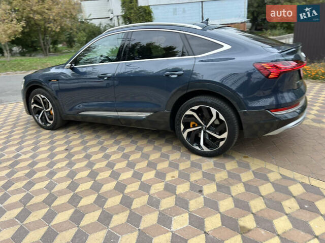 Синий Ауди E-Tron, объемом двигателя 0 л и пробегом 113 тыс. км за 35000 $, фото 5 на Automoto.ua