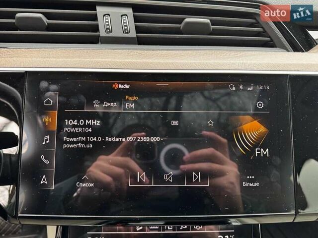 Синий Ауди E-Tron, объемом двигателя 0 л и пробегом 104 тыс. км за 33490 $, фото 26 на Automoto.ua