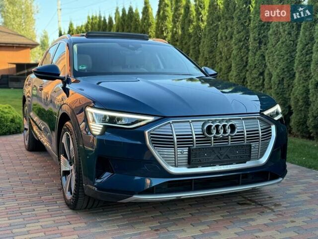 Синий Ауди E-Tron, объемом двигателя 0 л и пробегом 47 тыс. км за 36500 $, фото 4 на Automoto.ua