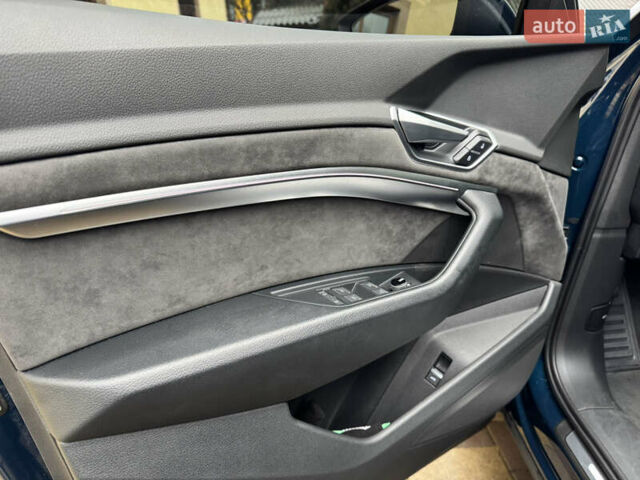 Синий Ауди E-Tron, объемом двигателя 0 л и пробегом 52 тыс. км за 35000 $, фото 9 на Automoto.ua
