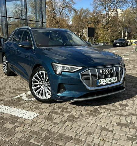Ауді E-Tron 2020 у Володимир-Волинський на Automoto.ua Синій Ауді E-Tron, об'ємом двигуна 0 л та пробігом 220 тис. км за 25000 $, фото 6 на Automoto.ua