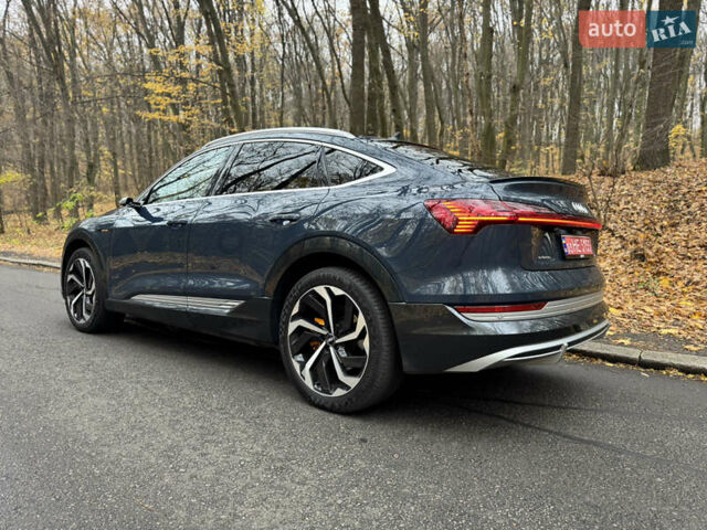 Синий Ауди E-Tron, объемом двигателя 0 л и пробегом 113 тыс. км за 32500 $, фото 6 на Automoto.ua