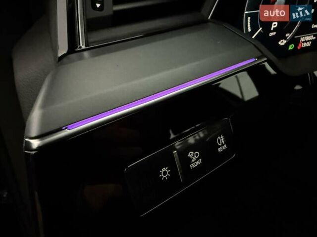 Синий Ауди E-Tron, объемом двигателя 0 л и пробегом 100 тыс. км за 29300 $, фото 14 на Automoto.ua