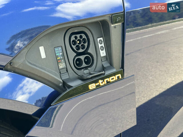 Синий Ауди E-Tron, объемом двигателя 0 л и пробегом 58 тыс. км за 43999 $, фото 34 на Automoto.ua