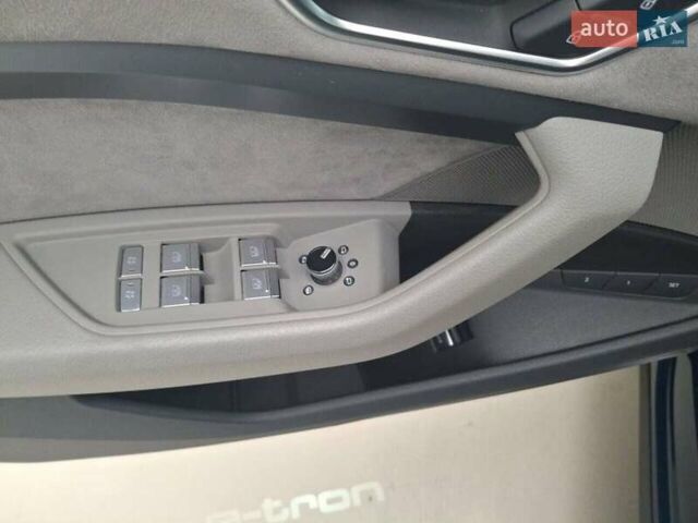 Синій Ауді E-Tron, об'ємом двигуна 0 л та пробігом 99 тис. км за 29900 $, фото 9 на Automoto.ua