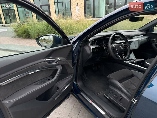 Синий Ауди E-Tron, объемом двигателя 0 л и пробегом 85 тыс. км за 38999 $, фото 3 на Automoto.ua